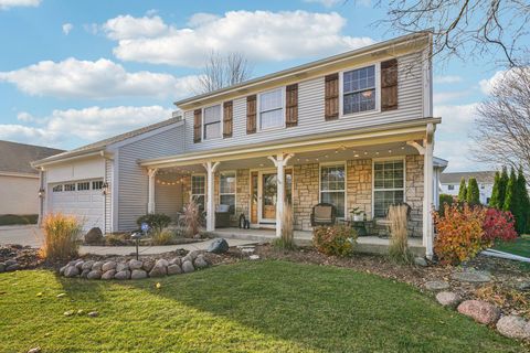 Photo of 8055 S 85th St, Franklin, WI 53132 (MLS # 1945497)