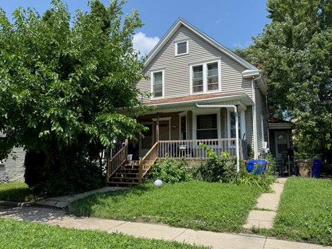 Photo of 2222 53rd St, Kenosha, WI 53140 (MLS # 1976270)
