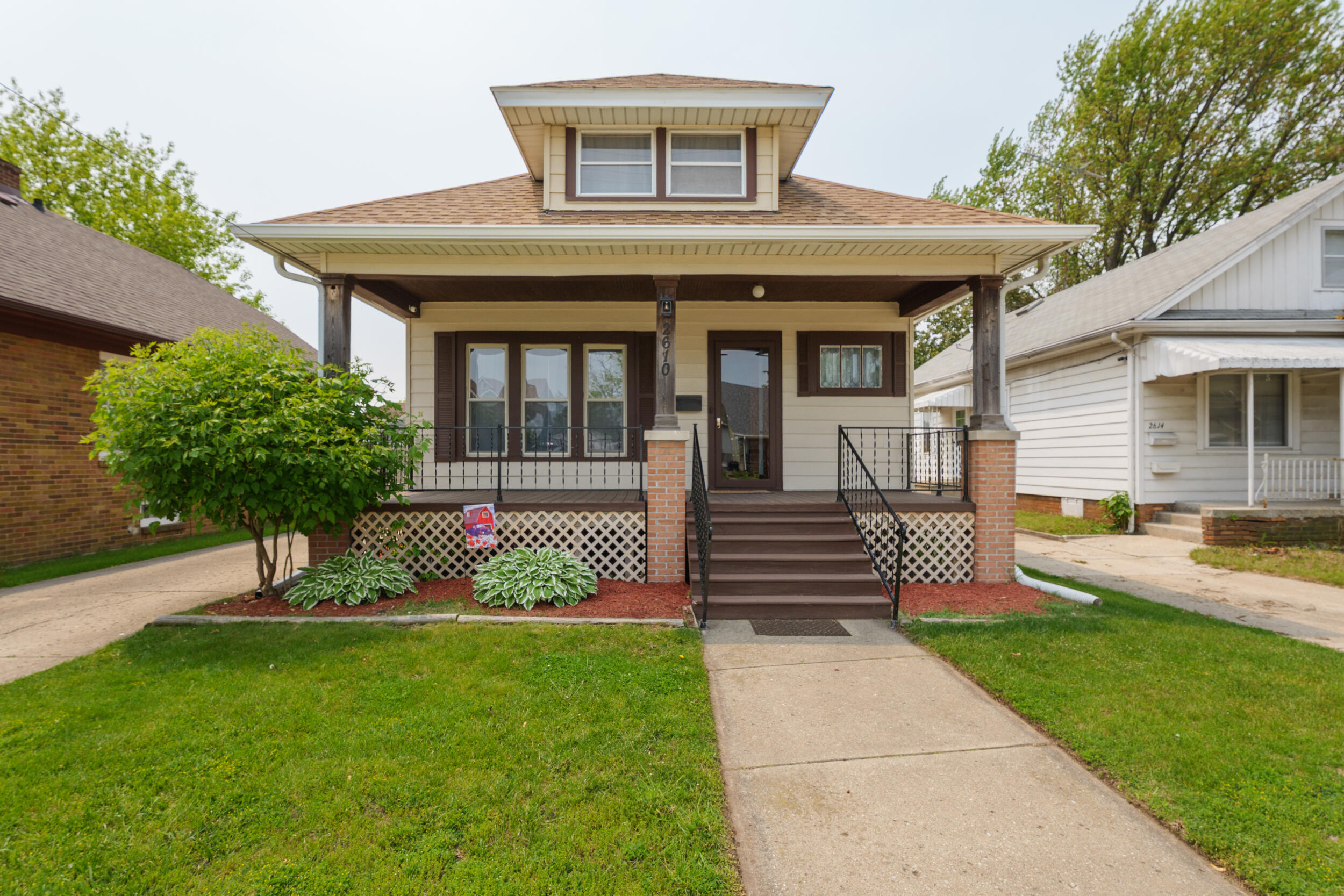 Racine, Wisconsin 53402, United States, 2 Bedrooms Bedrooms, ,1 BathroomBathrooms,Residential,Active,145745