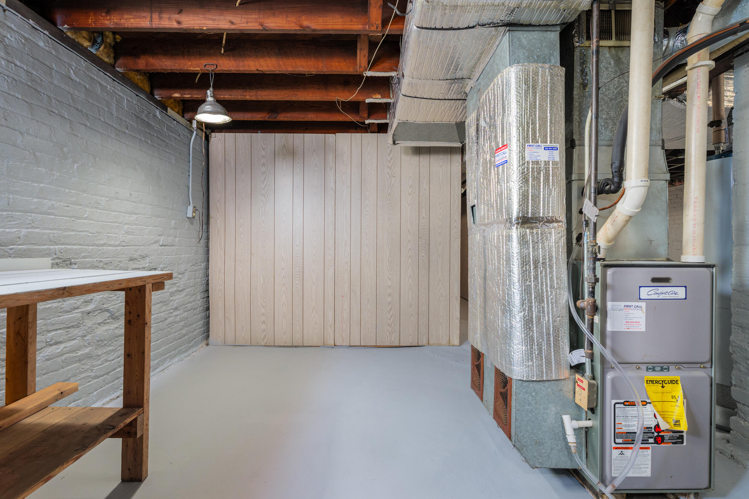 Racine, Wisconsin 53402, United States, 2 Bedrooms Bedrooms, ,1 BathroomBathrooms,Residential,Active,145745