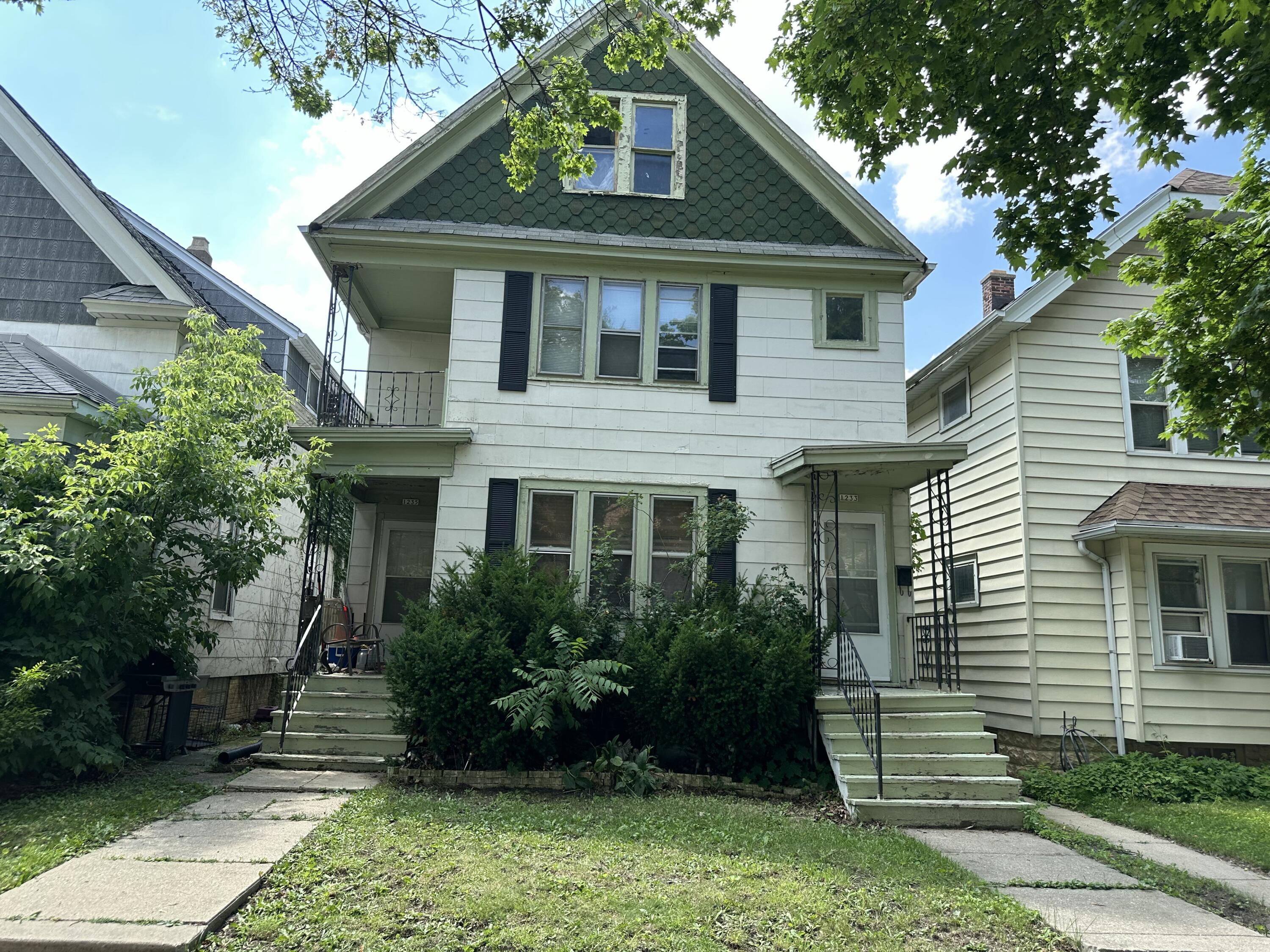 West Allis, Wisconsin 53214, United States, 3 Bedrooms Bedrooms, ,2 BathroomsBathrooms,Residential,Active,166968 West Allis, Wisconsin 53214, United States, 3 Bedrooms Bedrooms, ,2 BathroomsBathrooms,Residential,Active,166968
