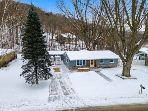 Photo of N1914 Wedgewood Dr, Shelby, WI 54601 (MLS # 1944704)