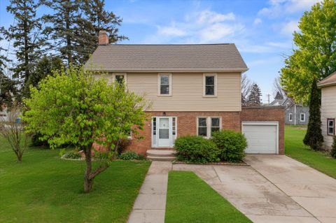 Photo of 125 Cherry St, Campbellsport, WI 53010 (MLS # 1944689)