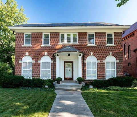 Photo of 2620 E Newberry Blvd, Milwaukee, WI 53211 (MLS # 1933503) Photo of 2620 E Newberry Blvd, Milwaukee, WI 53211 (MLS # 1933503)