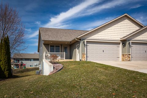 Photo of 21308 Barbara Ln, Galesville, WI 54630 (MLS # 1955197)