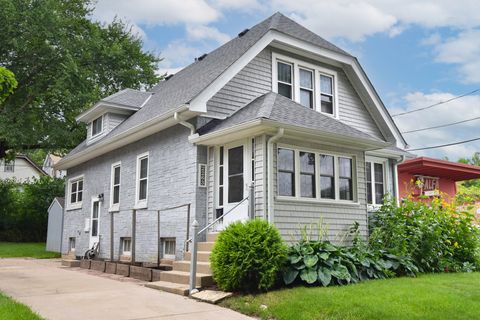 Photo of 2263 N 70th St, Wauwatosa, WI 53213 (MLS # 1931504)
