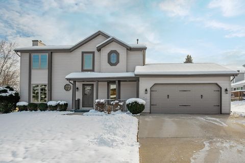 Photo of W233N6950 Salem Dr, Sussex, WI 53089 (MLS # 1944561)