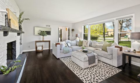 4468 N 100th St, Wauwatosa, WI 53225 - #: 1916778