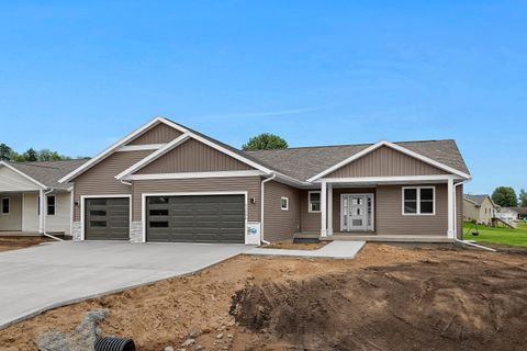 Photo of 21590 Somerset Down Ln, Galesville, WI 54630 (MLS # 1963703)