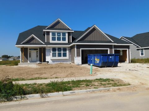 257 Candleberry Ln, Grafton, WI 53024 - #: 1913021