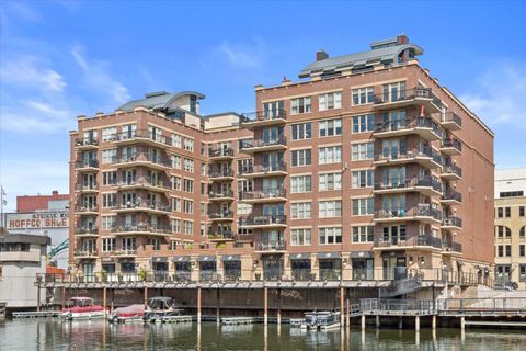 Photo of 102 N Water St, Milwaukee, WI 53202 (MLS # 1938245)