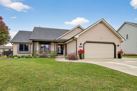 Photo of 5119 26th St, Kenosha, WI 53144 (MLS # 1939818)
