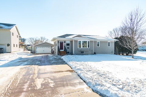 Photo of 318 Gaarder Rd E, Holmen, WI 54636 (MLS # 1948719)