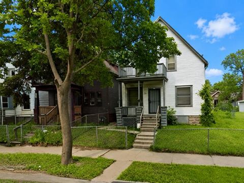 Photo of 2967 N 24th St, Milwaukee, WI 53206 (MLS # 1966386)