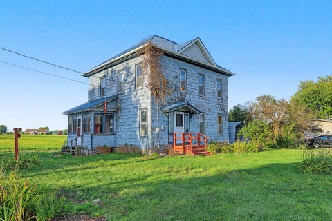 Photo of 1110 W Broadway St, Viroqua, WI 54665 (MLS # 1979171)
