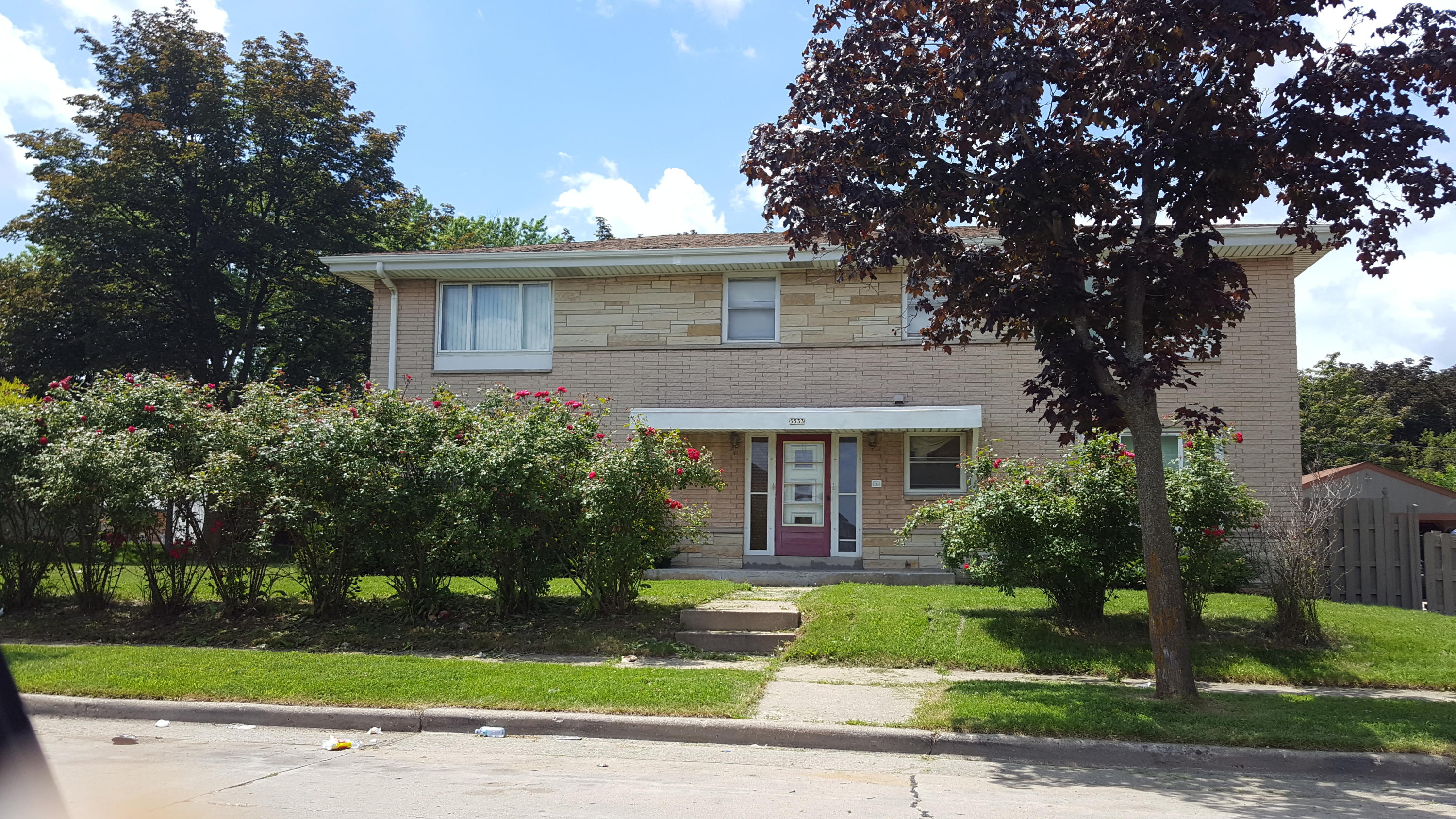 Milwaukee, Wisconsin 53225, United States, 3 Bedrooms Bedrooms, ,2 BathroomsBathrooms,Residential,Active,21857