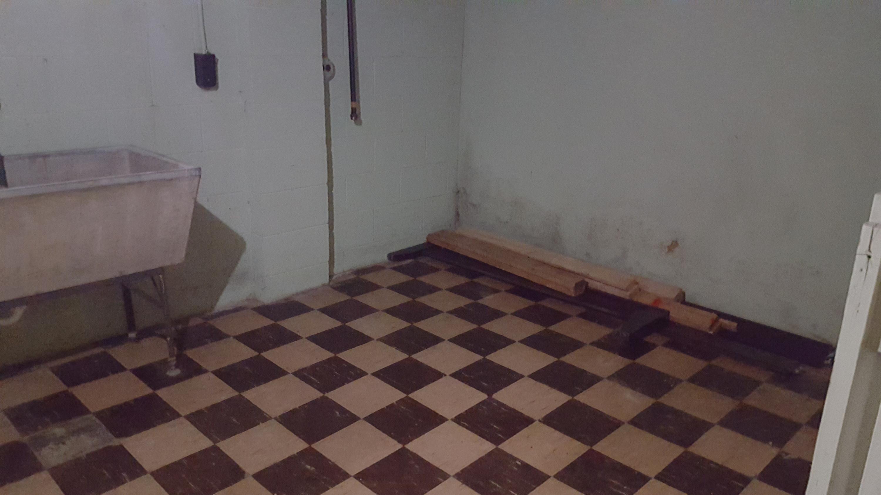 Milwaukee, Wisconsin 53225, United States, 3 Bedrooms Bedrooms, ,2 BathroomsBathrooms,Residential,Active,21857