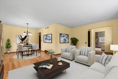 Photo of 5810 S Balmoral Dr, New Berlin, WI 53146 (MLS # 1941033)