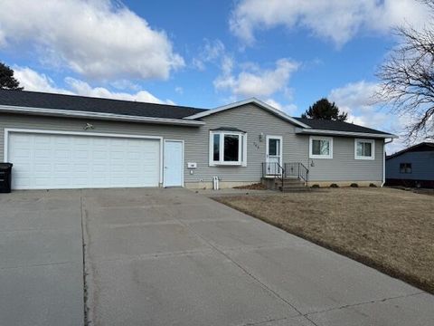705 Hokah St N, Caledonia, MN 55921 - MLS#: 1909816
