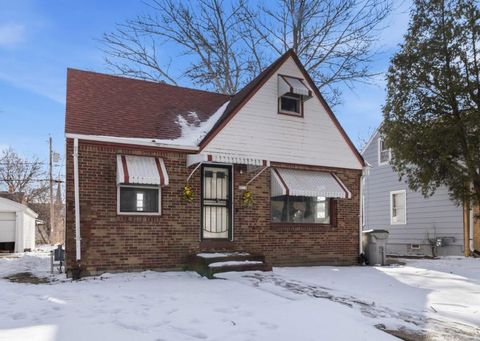 Photo of 4516 N 44th St, Milwaukee, WI 53218 (MLS # 1955667)