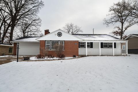 Photo of 4520 N 109th St, Wauwatosa, WI 53225 (MLS # 1946643)