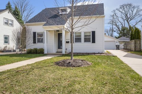 Photo of 5122 N Diversey Blvd, Whitefish Bay, WI 53217 (MLS # 1957737)