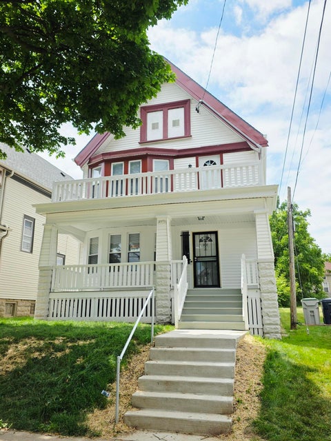 Photo of 2971 N 14th St, Milwaukee, WI 53206 (MLS # 1971280)