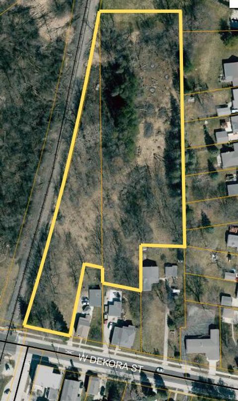 Photo of Lt1 W Dekora St, Saukville, WI 53080 (MLS # 1947801)
