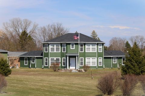 Photo of 1679 W Old Bridge Rd, Auburn, WI 53010 (MLS # 1956976)