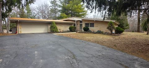 Photo of N8332 Weber Rd, East Troy, WI 53120 (MLS # 1955023)