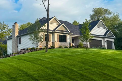 Photo of 1260 Deer Ct, Geneva, WI 53147 (MLS # 1952958)