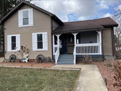 Photo of 239 Nelson St, Sharon, WI 53585 (MLS # 1951989)