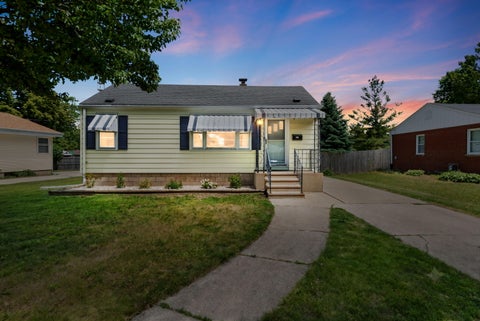 Photo of 7925 46th Ave, Kenosha, WI 53142 (MLS # 1965698)