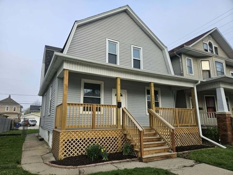 Photo of 1604 Grange Ave, Racine, WI 53405 (MLS # 1958959)