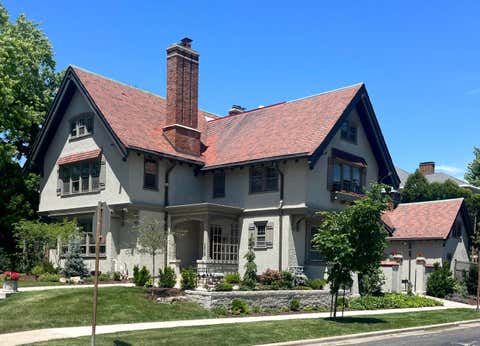 Photo of 2928 E Kenwood Blvd, Milwaukee, WI 53211 (MLS # 1970149)