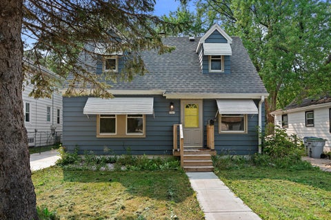 Photo of 5363 N 66th St, Milwaukee, WI 53218 (MLS # 1976171)