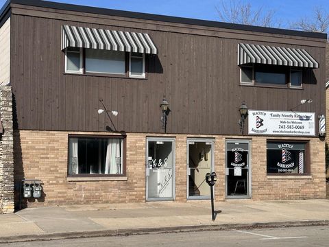 Photo of 1116 Grove Ave, Racine, WI 53405 (MLS # 1956199)