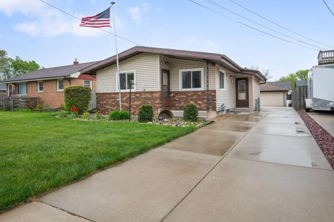 Photo of 3313 E Mallory Ave, Cudahy, WI 53110 (MLS # 1962620)