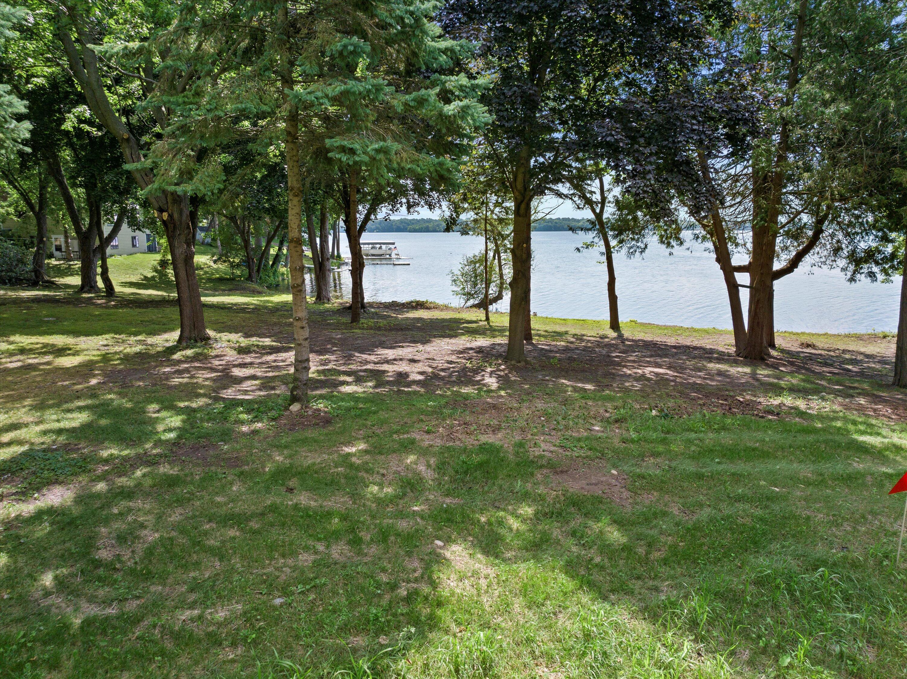 W343N6205 S Bayview Rd