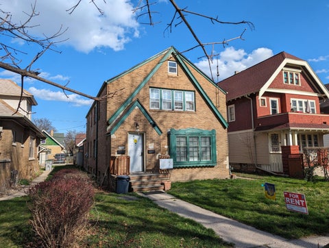 Photo of 2944 N 48th St, Milwaukee, WI 53210 (MLS # 1986483)