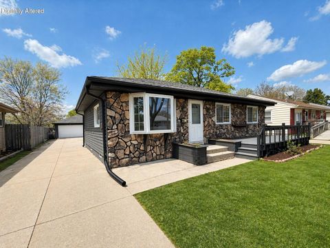 Photo of 5819 N 81st St, Milwaukee, WI 53218 (MLS # 1959385)