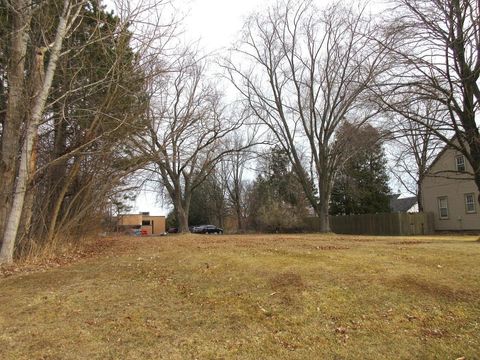 Photo of 2918 Superior Ave, Sheboygan, WI 53081 (MLS # 1963240)