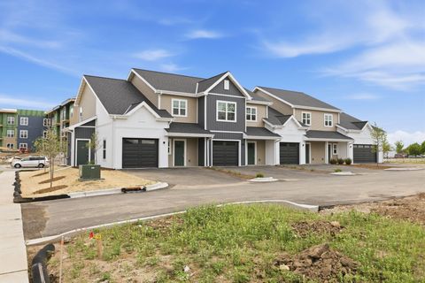 Photo of 1364 Marigold Dr, Fort Atkinson, WI 53538 (MLS # 1963554)