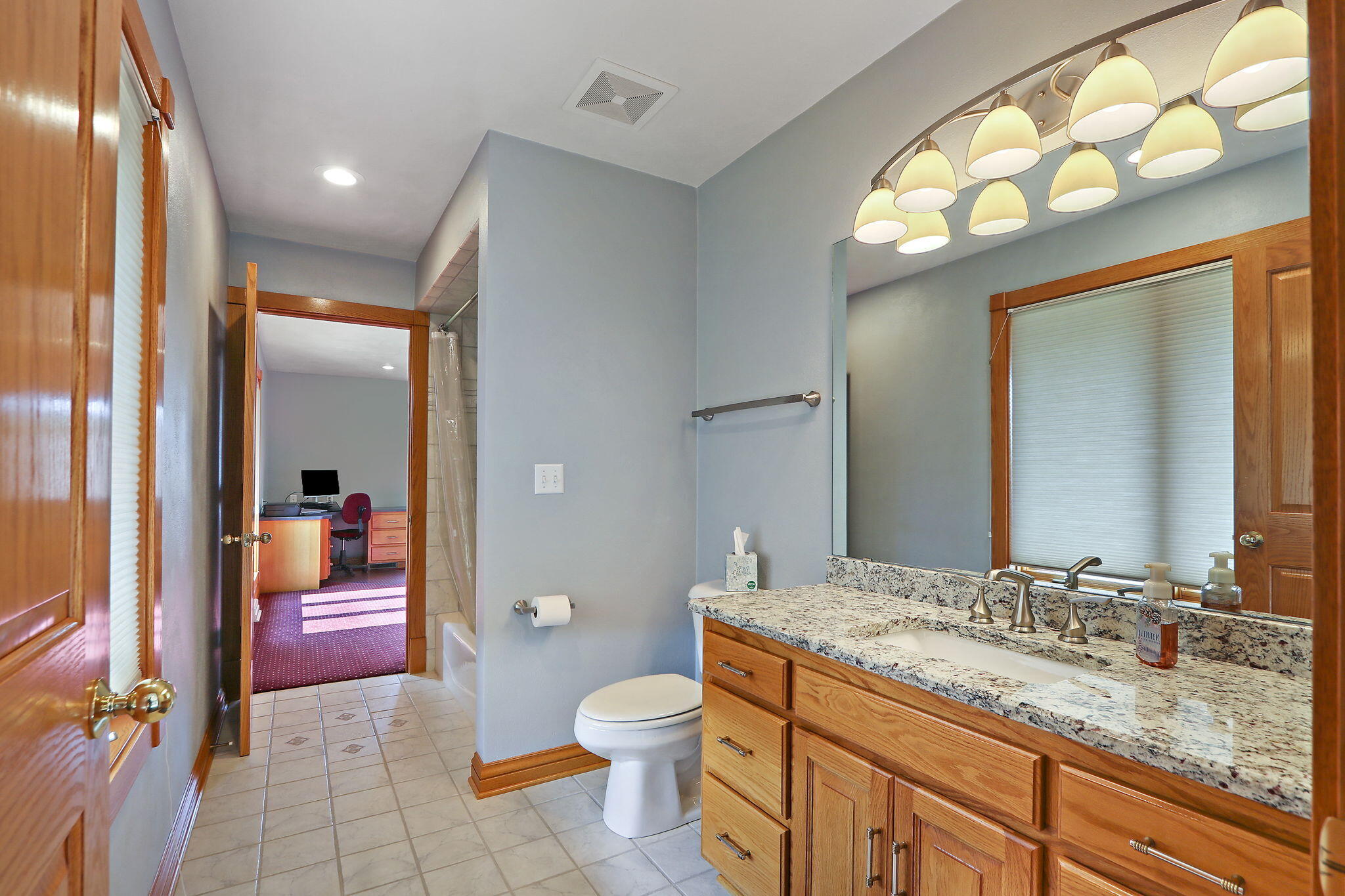 Kenosha, Wisconsin 53144, United States, 3 Bedrooms Bedrooms, ,4 BathroomsBathrooms,Residential,Active,149547