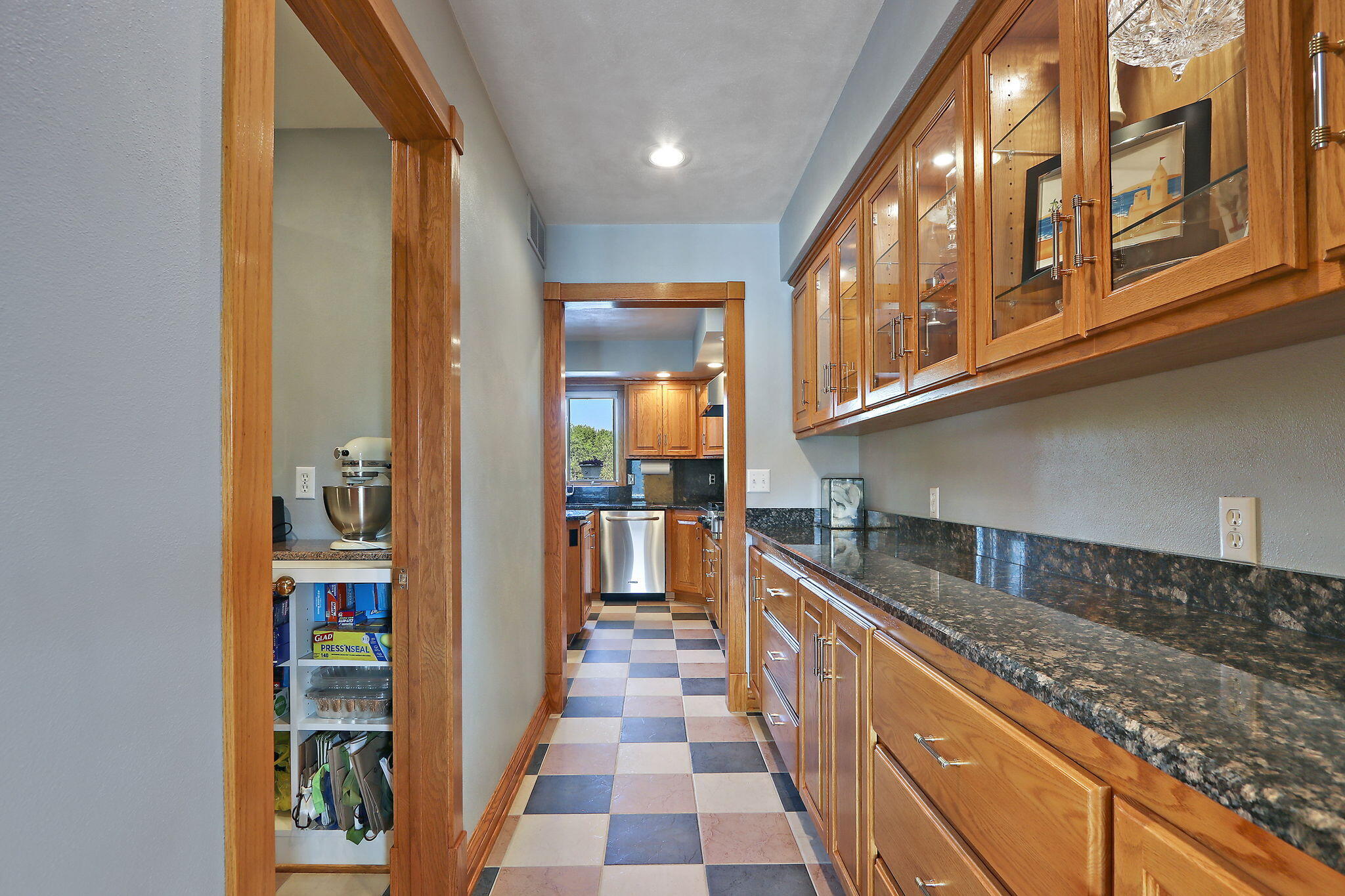 Kenosha, Wisconsin 53144, United States, 3 Bedrooms Bedrooms, ,4 BathroomsBathrooms,Residential,Active,149547