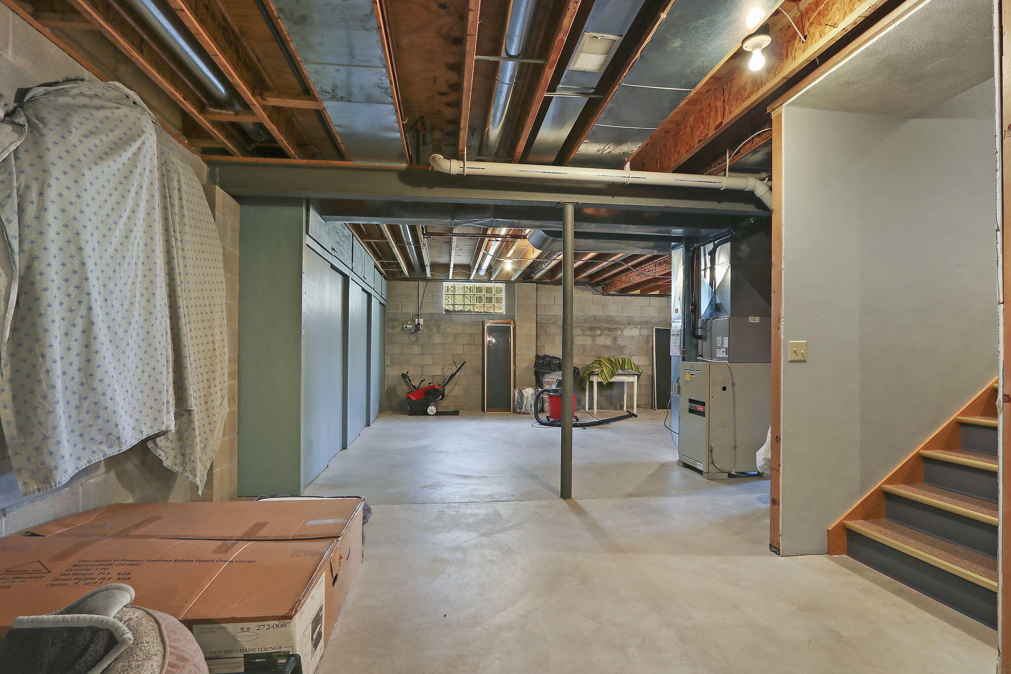 Kenosha, Wisconsin 53144, United States, 3 Bedrooms Bedrooms, ,4 BathroomsBathrooms,Residential,Active,149547