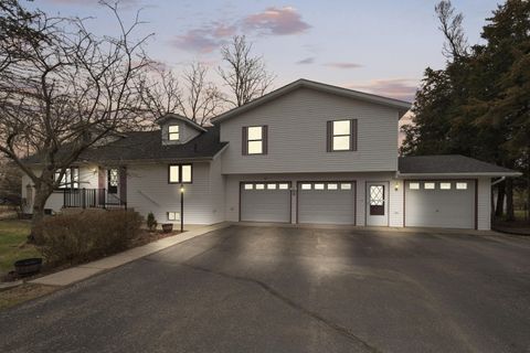 MLS: 1912248
