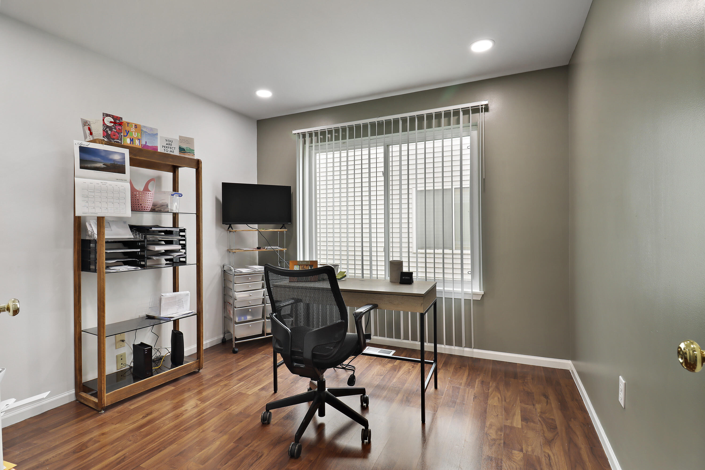 Kenosha, Wisconsin 53142, United States, 4 Bedrooms Bedrooms, ,5 BathroomsBathrooms,Residential,Active,171020