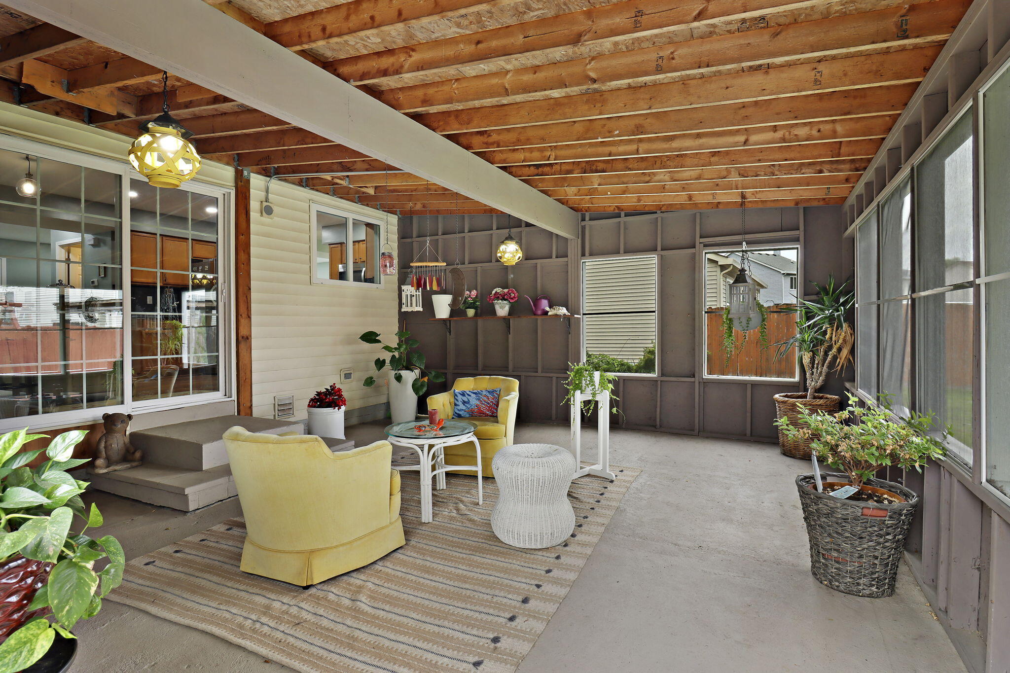 Kenosha, Wisconsin 53142, United States, 4 Bedrooms Bedrooms, ,5 BathroomsBathrooms,Residential,Active,171020