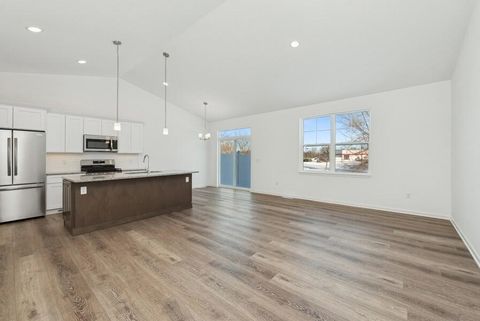 MLS: 1912900